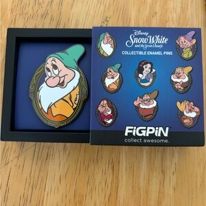 Figpin Bashful pin